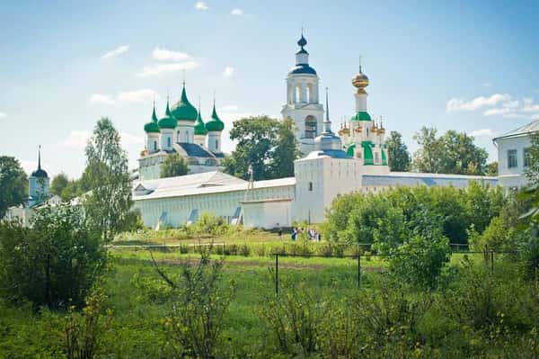 Левый берег волги ярославль