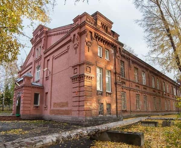 Прогулка по новосибирскому Военному городку
