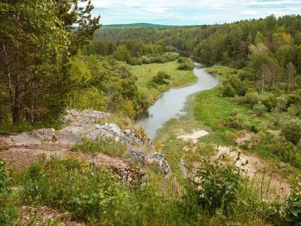 Треккинг и пикник в природном парке «Оленьи ручьи»