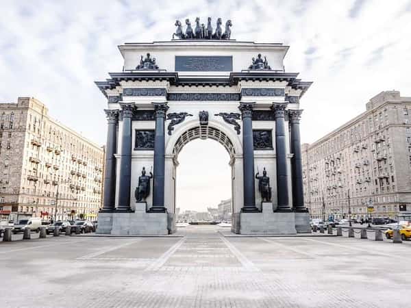 Влюбиться в Москву за один день