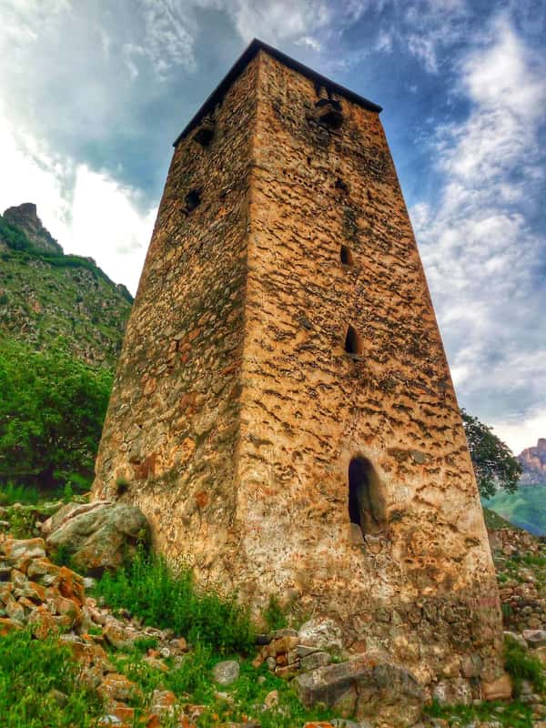 Язык тролля / Верхняя Балкария и термальные источники