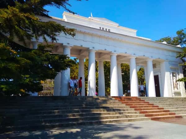 Cевастополь + Балаклава + Древний Херсонес. Пол - Крыма за один день