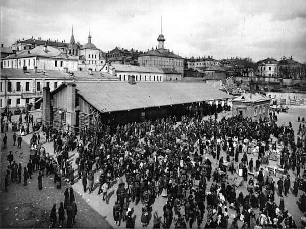 Ивановская горка: темная сторона Москвы