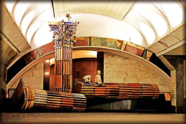 Дивные сказки Подземелья: научные светильники, руины империи…