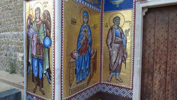 "Золотое кольцо Кипра". Горные монастыри и церкви Троодоса