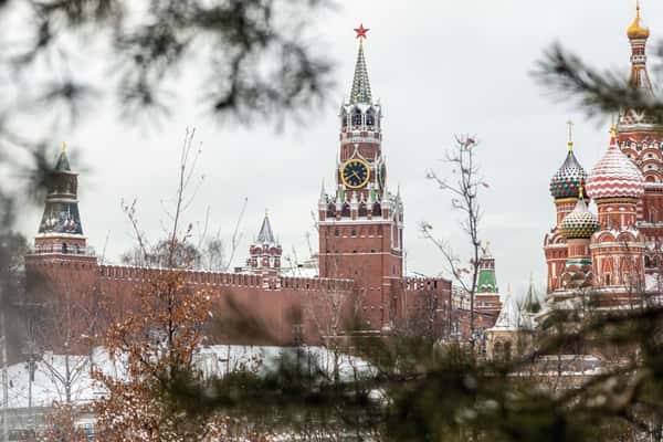 Что расскажут кремлёвские стены? Прогулка по Красной площади и Александровскому саду