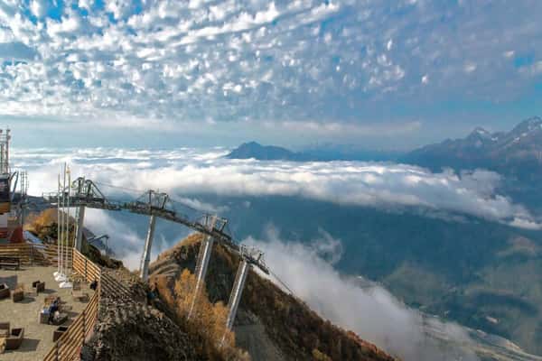 Треккинг по хребту Аибга: прогулка над облаками