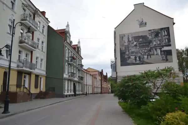 Пешком в историю