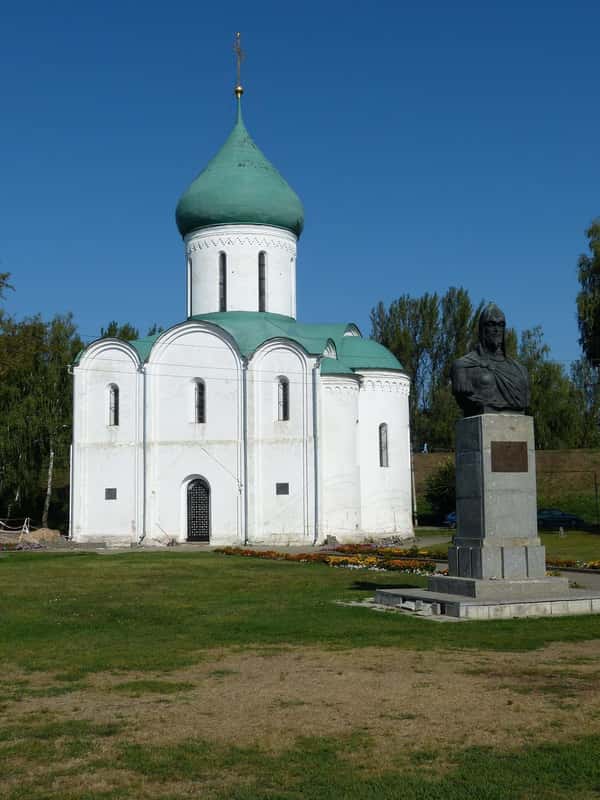 Места, что Невского - героя помнят