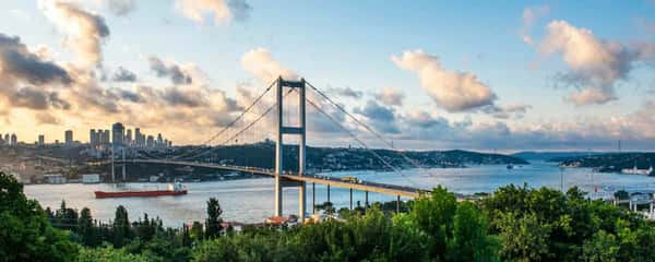 Попробовать Стамбул на вкус: гастрономическое путешествие по главным достопримечательностям
