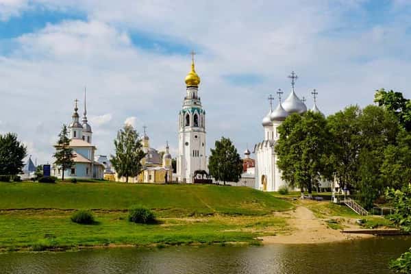 Обзорная экскурсия с посещением Кремля, Музея Кружева и Дома Петра I