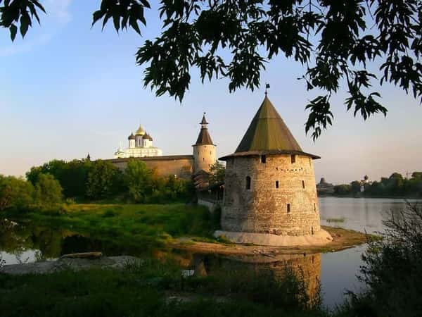 Теплая встреча с Псковом