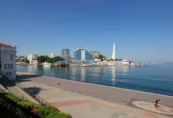 Морская прогулка по бухтам Севастополя