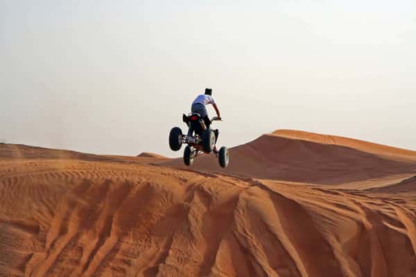 Шарджа: поездка на квадроциклах по Сахаре на Grizzly 350 CC