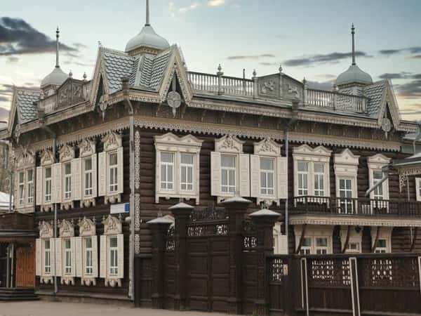 Живая история Иркутска: познавательная экскурсия на автомобиле