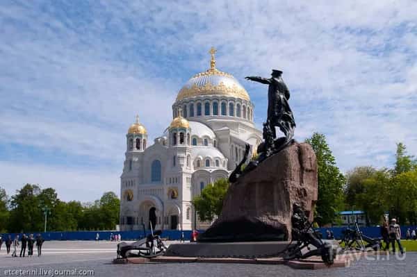 Кронштадт на машине парковка