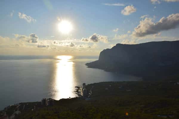 Закат в горах Крыма