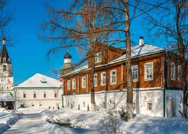 Под княжеским стягом. Золотое кольцо с выездом из Москвы по средам. Осень-весна