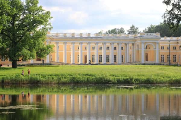 В Царское село на автомобиле: Дворец, Янтарная комната и Французский парк