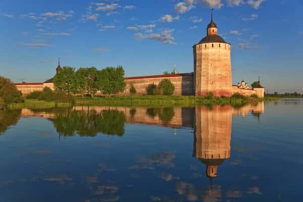 Поездка в Кирилло-Белозёрский монастырь и Ферапонтов монастырь