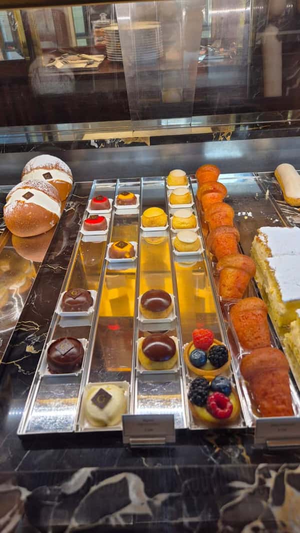 Рай для любителей коктейля Негрони