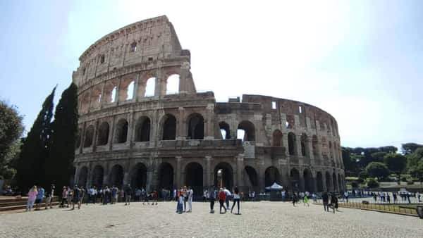 Колизей - слава древнего Рима