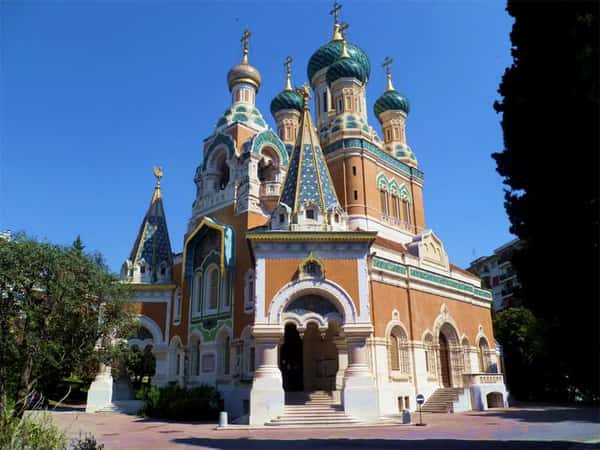 Ницца и город Эз-Виллаж