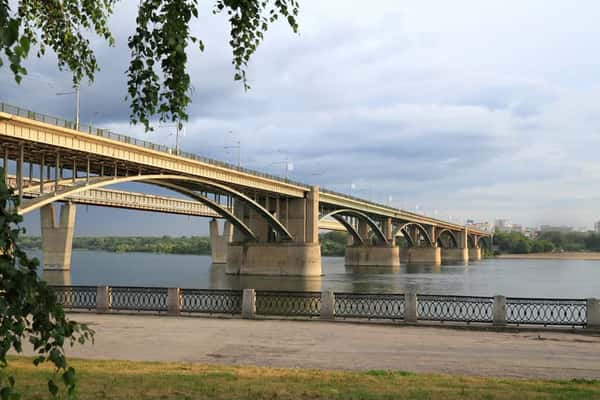 Экскурсия по Новосибирску на транспорте