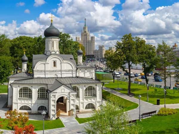 Зарядье и Варварка - путешествие по средневековой Москве
