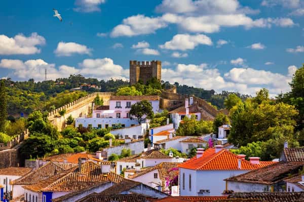 Средневековая Португалия: Обидуш, Алкобаса, Назаре и Баталия за 1 день