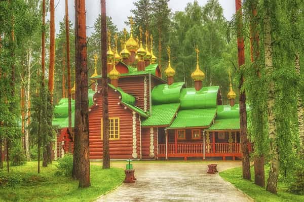 Ганина Яма: последние дни Романовых и память Императорской семьи