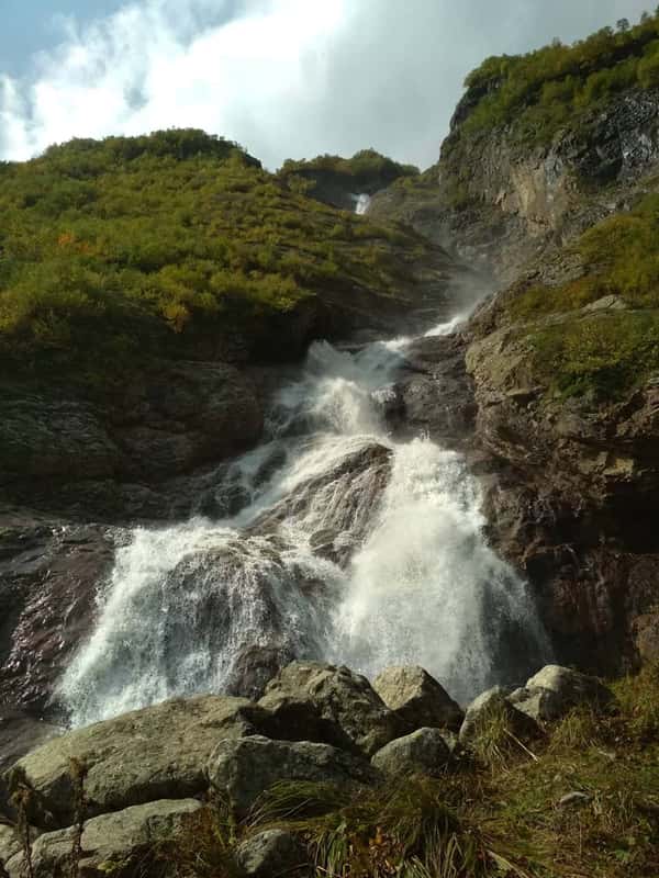 Даргавс, перевал Кахтисар и водопады