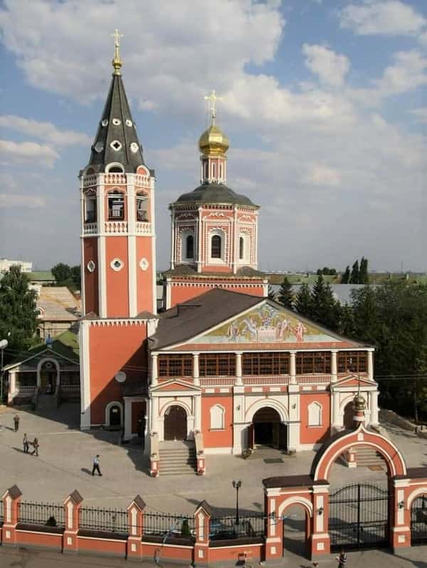 О приключениях литераторов в Саратове