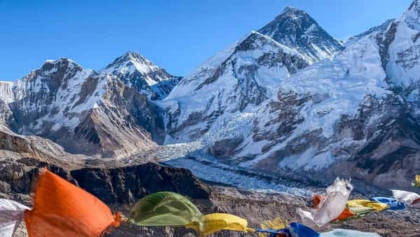 На вершине мира: треккинг-тур в базовый лагерь Эвереста с проживанием в лоджах