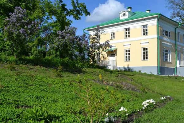 Экскурсия в Курскую Коренную пустынь и усадьбу А.А. Фета