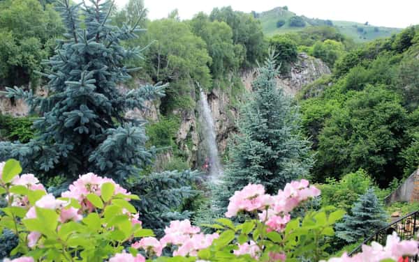 Медовые водопады ессентуки фото