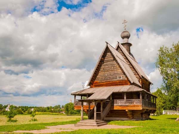 Суздальская старина: знакомство с городом