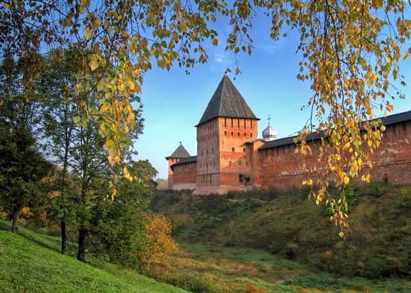 Экскурсия по Кремлю, Софийскому собору и Ярославову дворищу