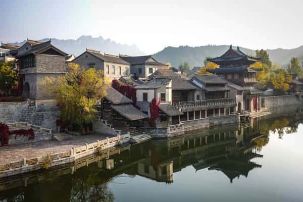 Город на воде Губэй + участок Китайской стены Симатай