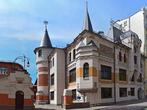 В поисках московских замков