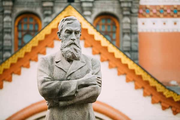 Аудио-квест по Третьяковской галерее «Шепот холстов»