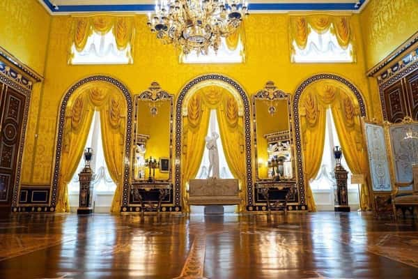 Екатерининский дворец и парк: аудиоэкскурсия с билетом