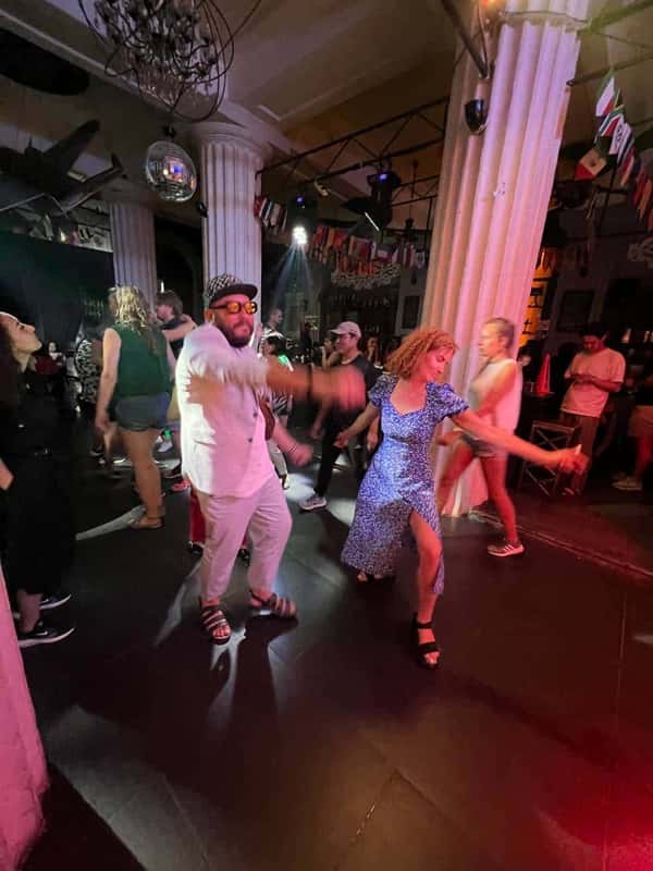 Ночная жизнь Бишкека: чем живет столица средней Азии?