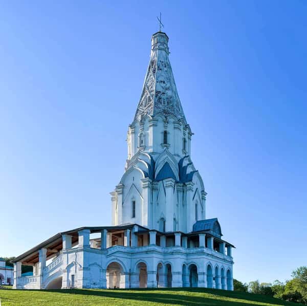 Экскурсия в Коломенское: веселое Средневековье, клады и кузнецы