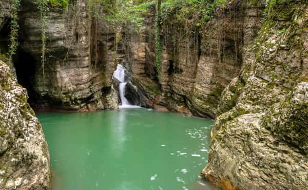 Фотопоход к Агурским водопадам и другие места