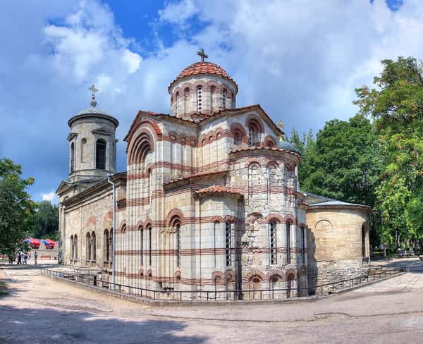 Пантикапей, гора Митридат, Крымский мост и Аджимушкайские каменоломни