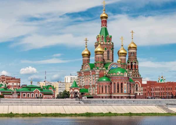Йош и Ка: гуляем по Йошкар-Оле и купаемся в Казани. Весенний автобусный тур из Перми