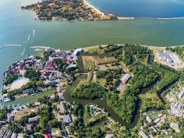Балтийск и Балтийская коса - к западным рубежам России