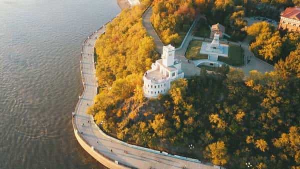 Обзорная экскурсия на теплоходе до музея Амурского моста
