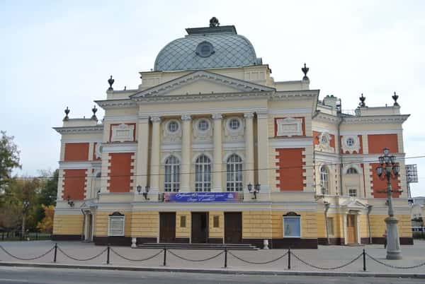 Иркутск театральный
